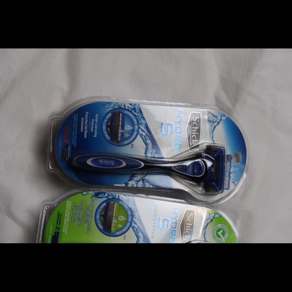 Razor - Picture 4 of 5